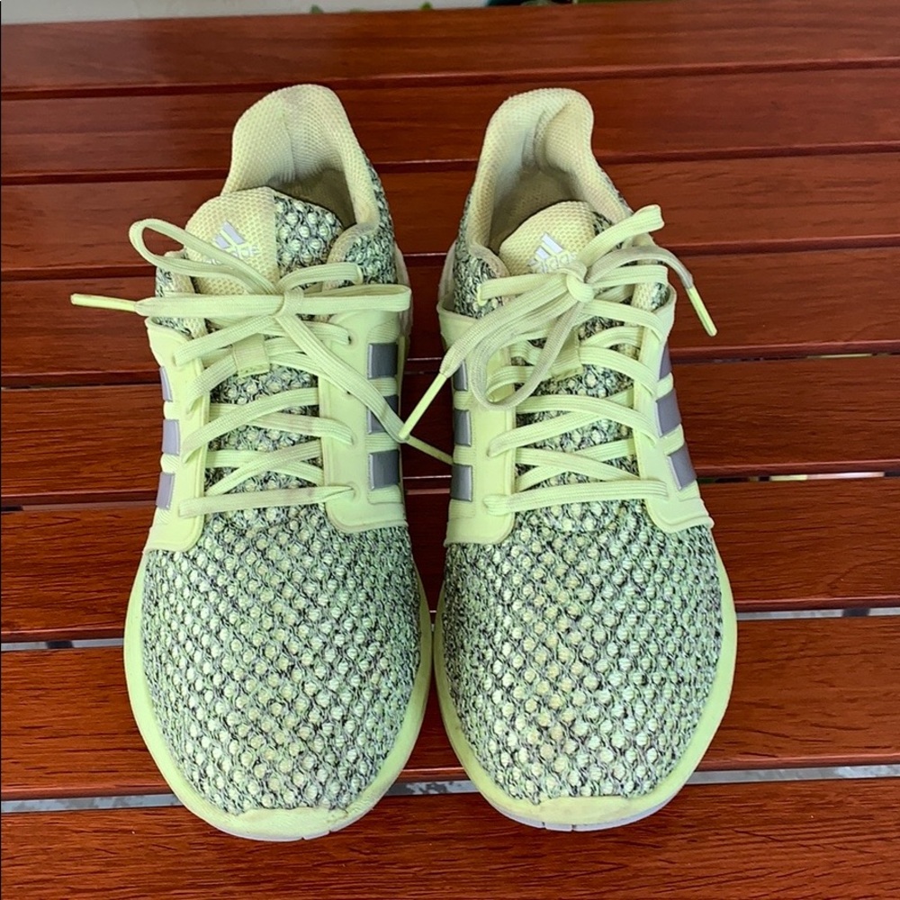 Adidas 3 stripes green woman's size 8 used. - Picture 6 of 13